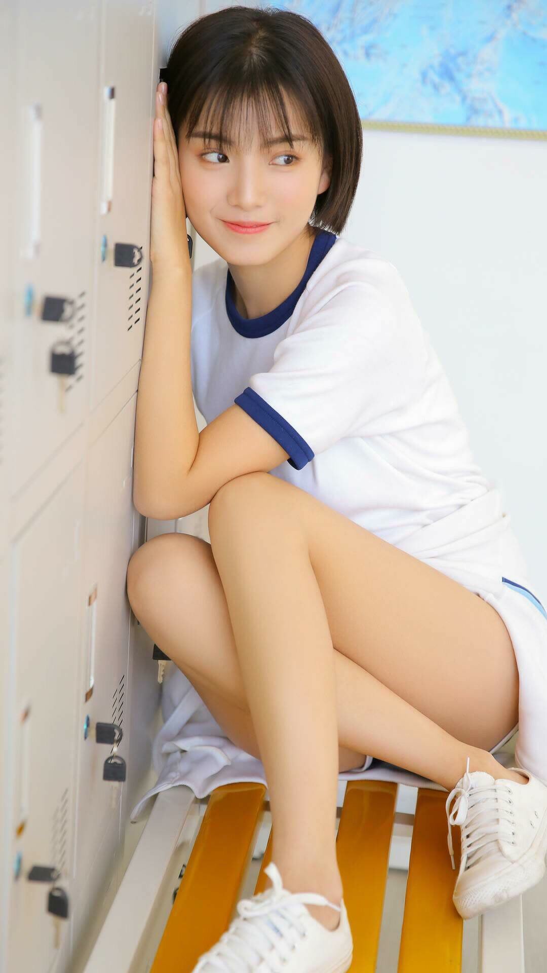 边路球员是否更依赖中场支援形成有效冲击,边路传中最好的球员