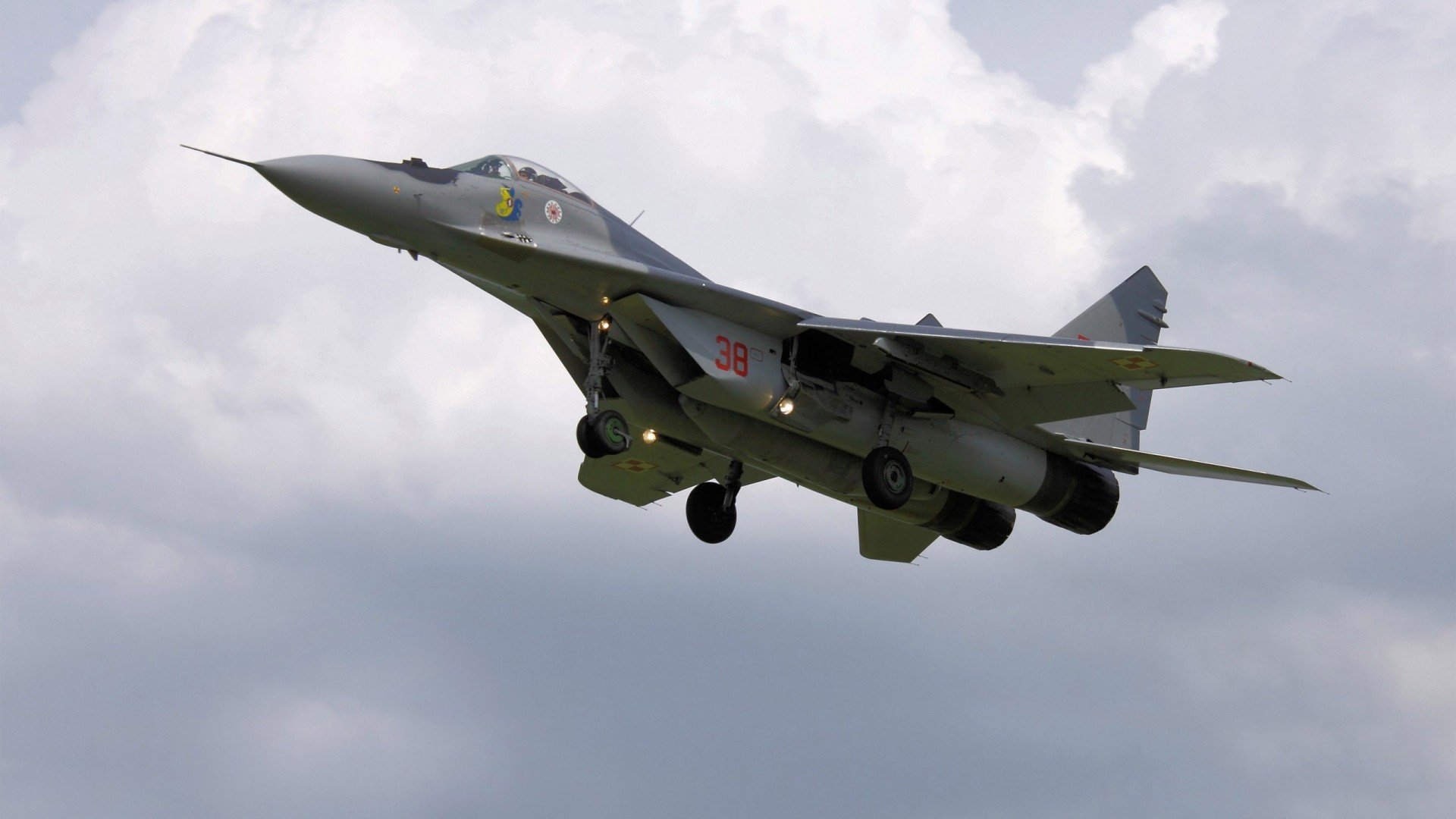 开云 官网 入口-“马科斯·莫奇的灵活防守与精准传球，助力阿根廷美洲狮队更具攻击性”